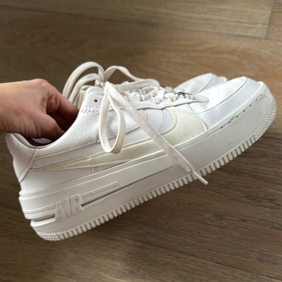 White Women's Nike Air Sneakers - Picture 1 of 9